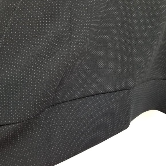 Under Armour Black Loose Fit Scuba Material Pullover Size Large - Picture 8 of 13